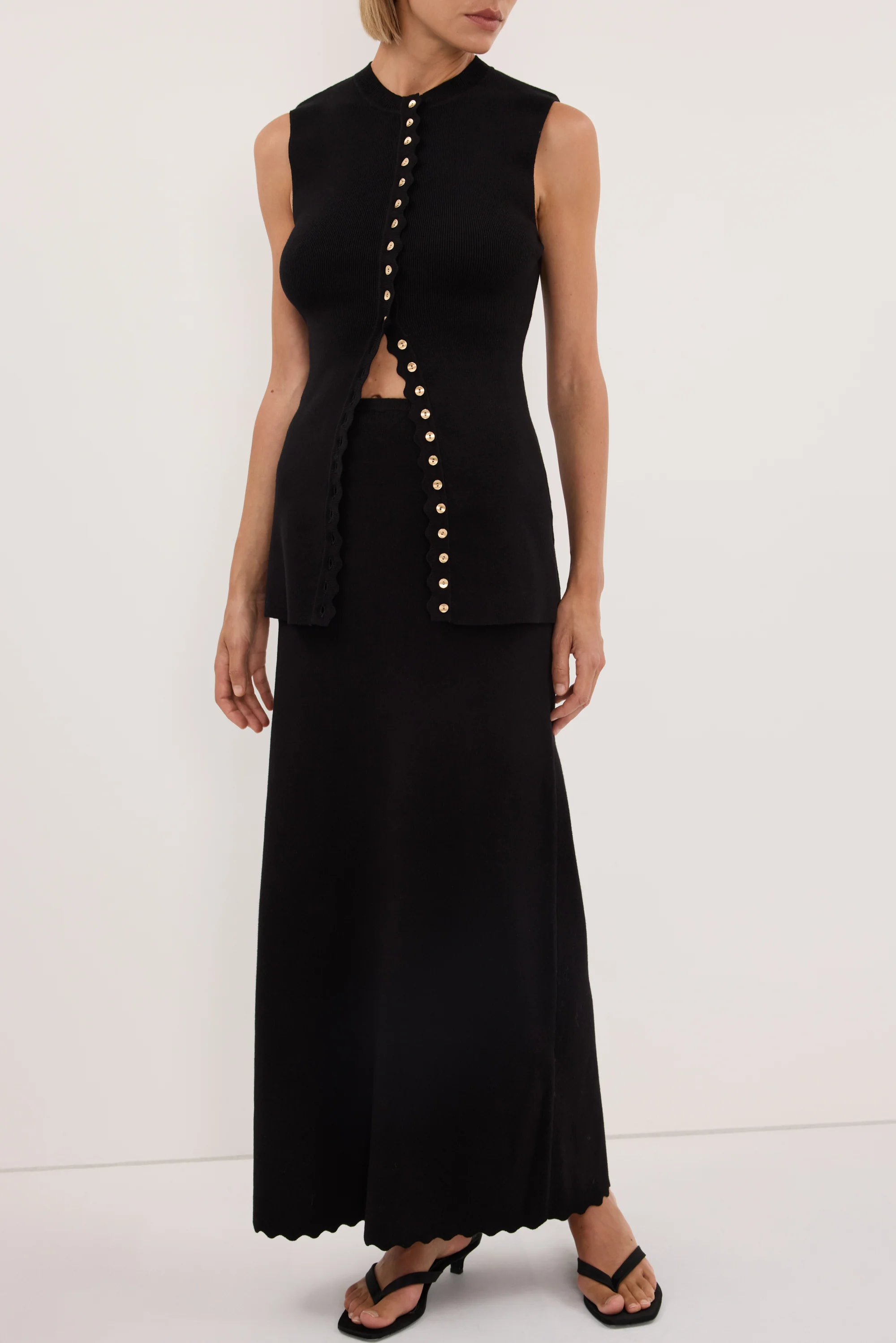 ZOE BLACK SCALLOPED KNIT MIDI SKIRT - Image 2